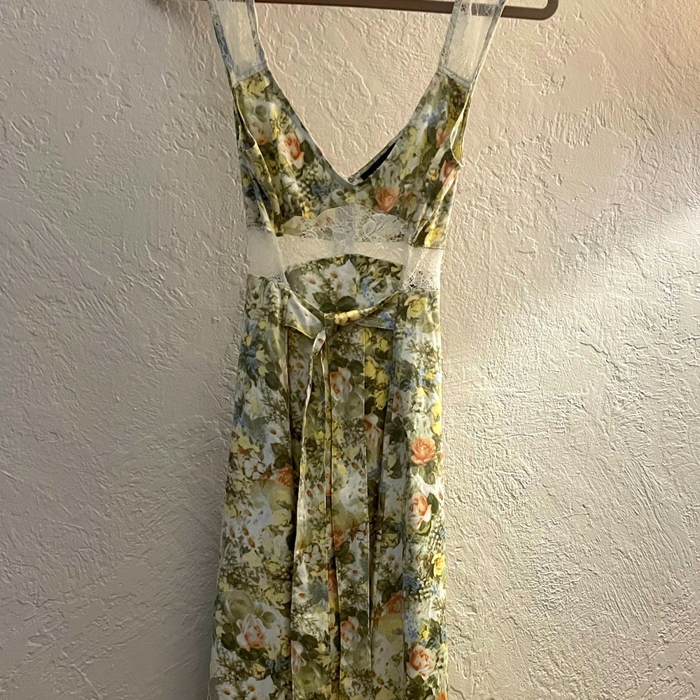 We Wore What / Danielle Bernstein floral print lace inset midi dress